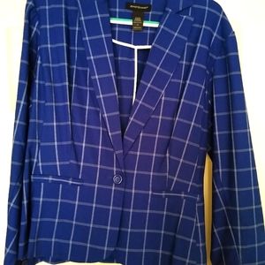 Royal blue and white blazet